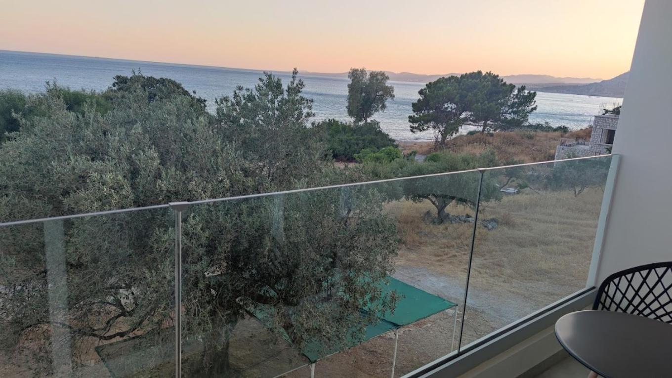 Tesoro Del Mare Apartment Pefki  ภายนอก รูปภาพ
