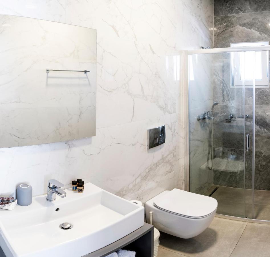 Tesoro Del Mare Apartment Pefki  ภายนอก รูปภาพ